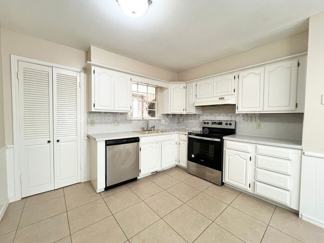 Photo - 4225 NW 51st St