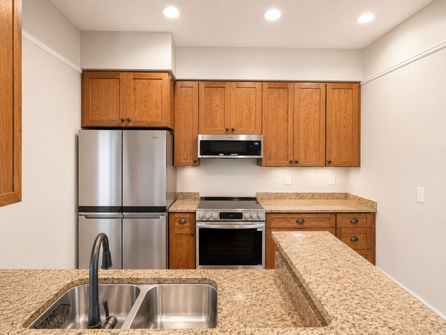 Photo - 1015 Fatherland St Unit 311