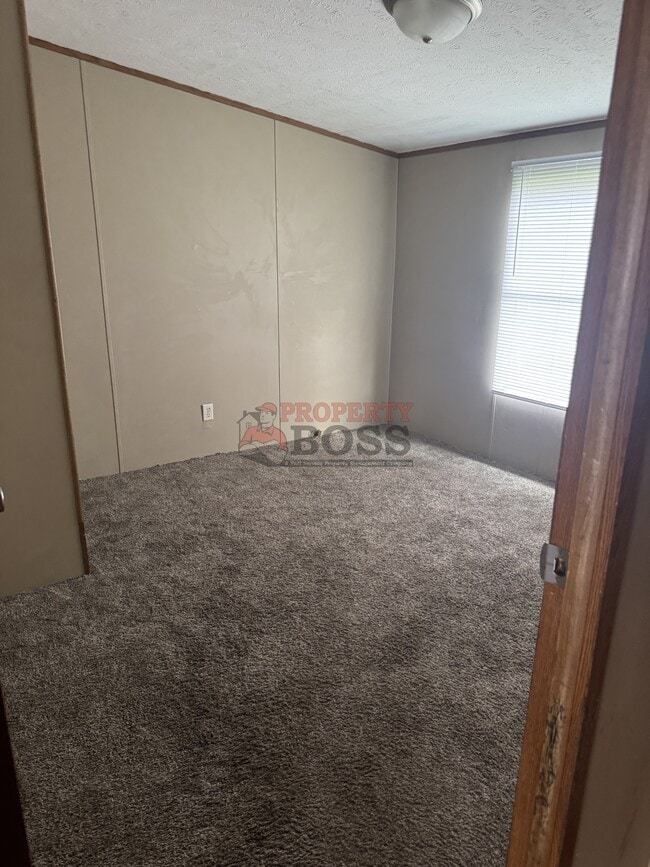 Photo - 4535 Ross Rd