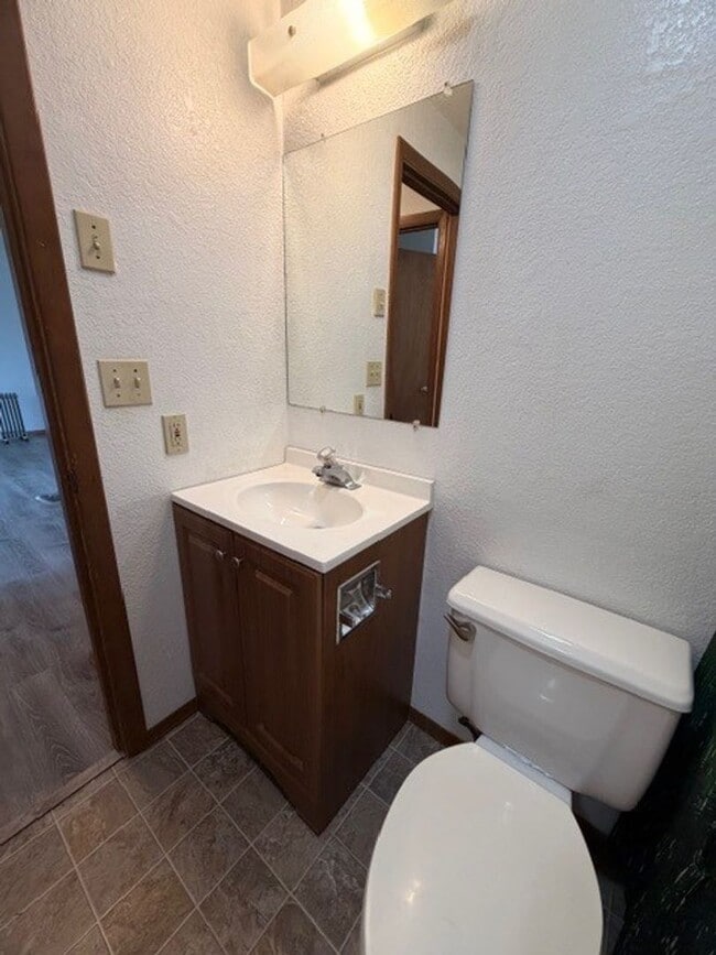 Building Photo - 951/953 Ave. K Unit 951