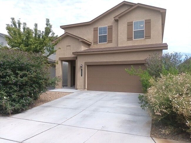Building Photo - Beautiful 4-Bedroom, 2.5-Bathroom Home Loc...