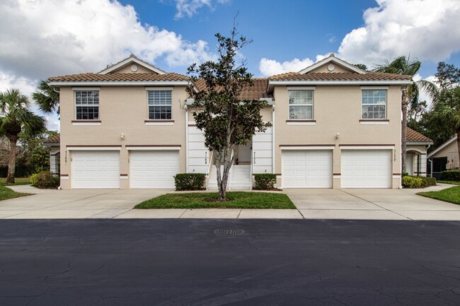 3 Bedroom / 2 bath Garage Condo in Tara fo... - 3 Bedroom / 2 bath Garage Condo in Tara fo...