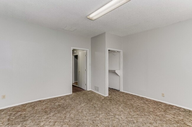 Photo - 1656 N Holyoke St Unit 2W