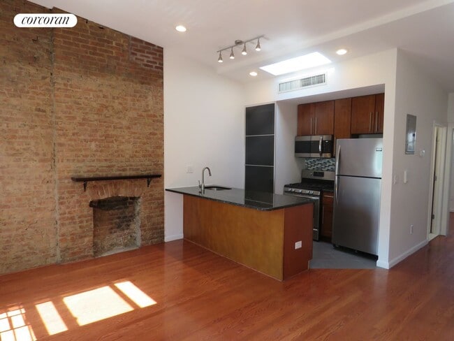 Photo - 625 Walton Ave Apartment