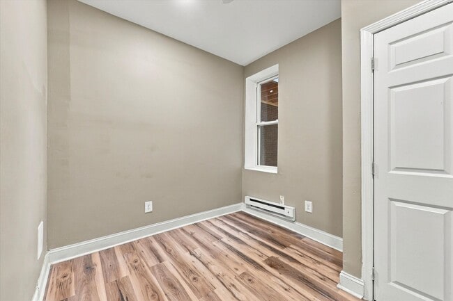 3103 N 16th St Unit 2