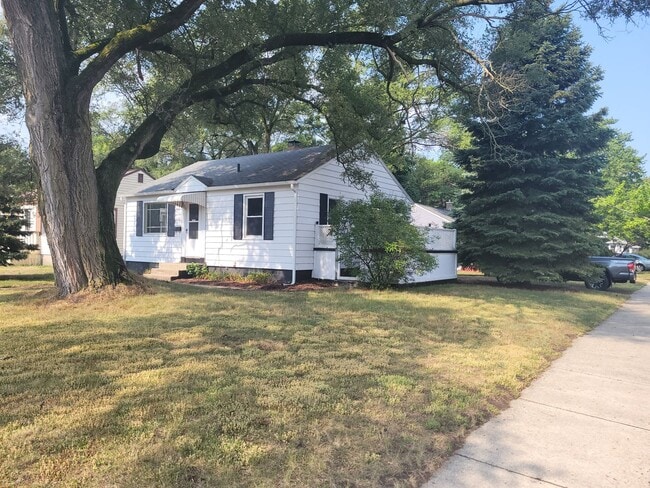 Building Photo - 2-Bedroom/1-Bath, Great Neighborhood Rental