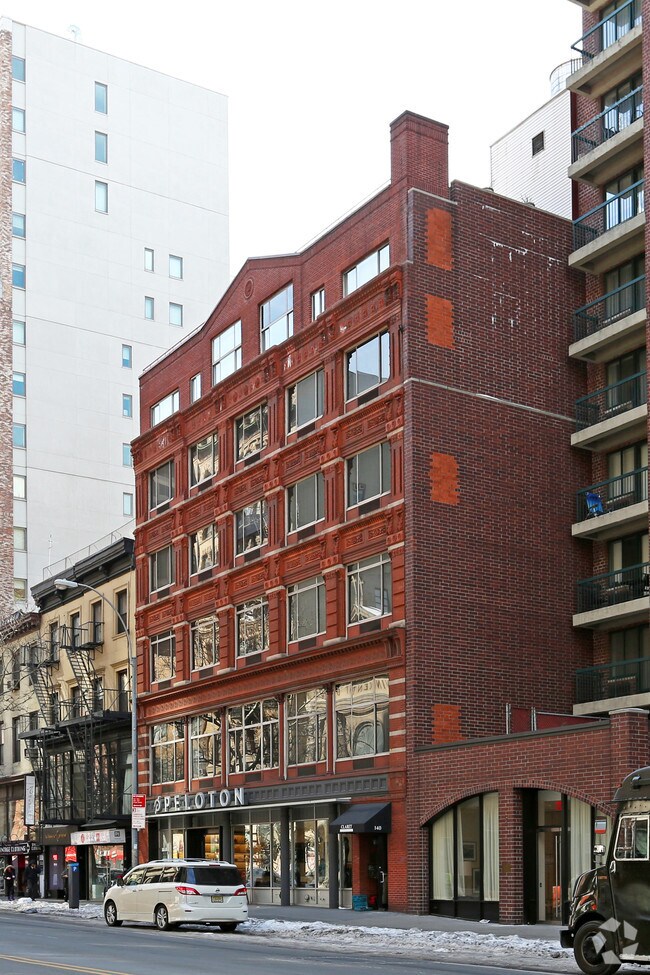 Photo - 140 W 23RD ST