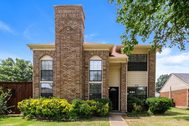 Photo - 414 Kirkwood Dr House