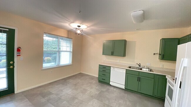 Photo - Lovely One Bedroom Condo Mountain Meadows!