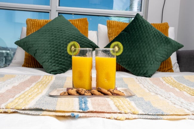 Photo - 18 Yonge St Unité SI ID1403791P