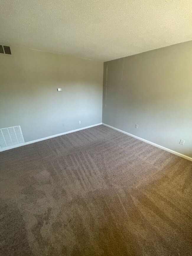 1002 Salisbury St Unit 1002 6-B