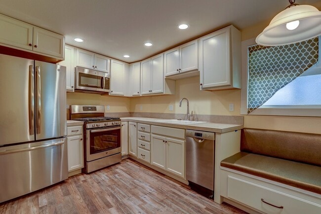 Photo - 1445 NW Portland Ave Unidad 2