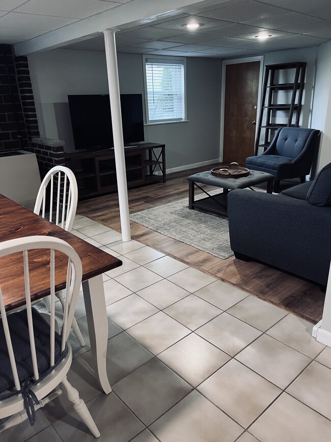 Photo - 26 Winsor St Unit Beautiful one bed apartment