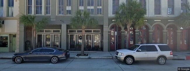 Photo - 2427 Market St Unit 2