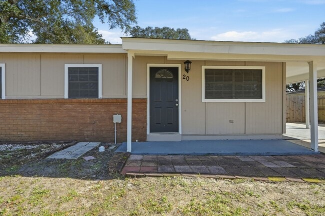 Photo - 3 bedroom in Mary Esther Heights!