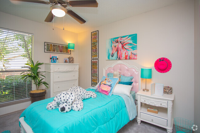 2BR, 2BA - 900SF - B1 Model