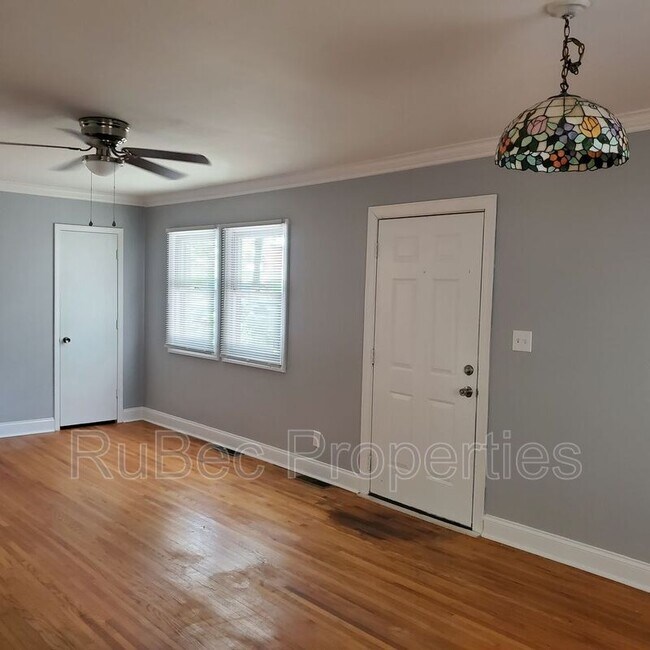 Photo - 638 Vanderbrook Rd