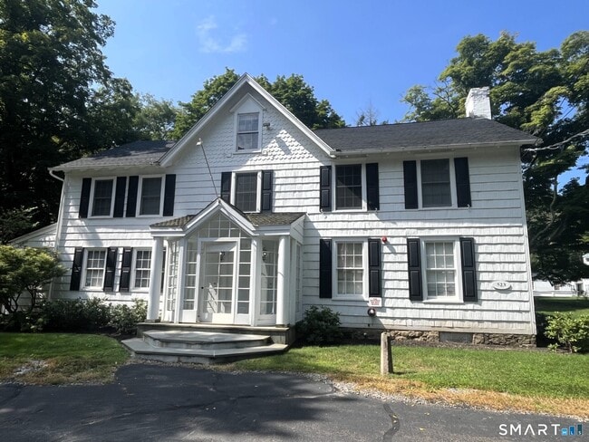 Building Photo - 523 Danbury Rd Unit 523