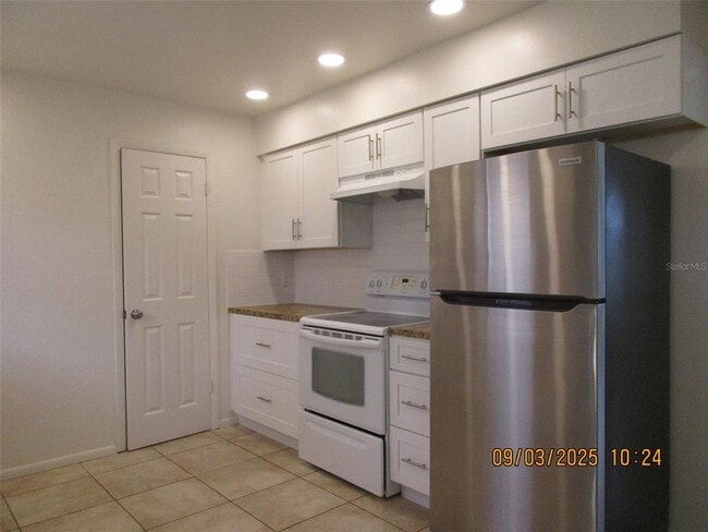 Photo - 833 Florida Pkwy