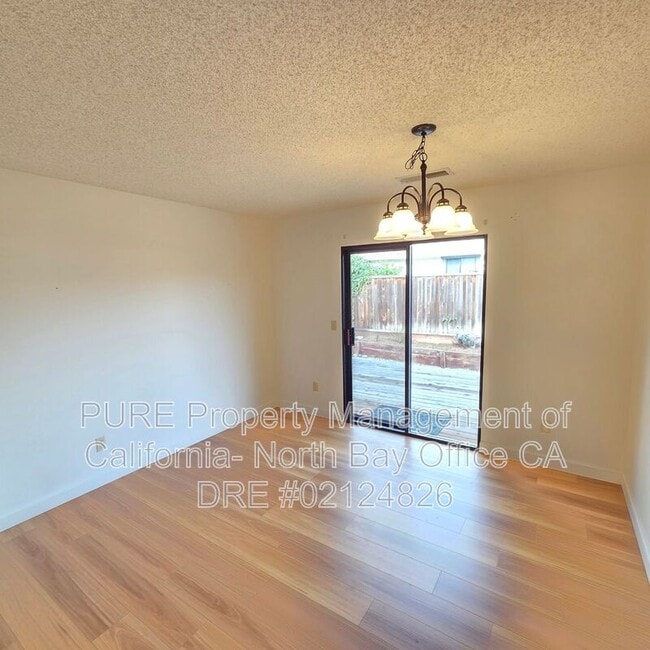 Photo - 1641 Rainier Ave