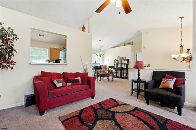 Photo - 1027 Alford Crossing