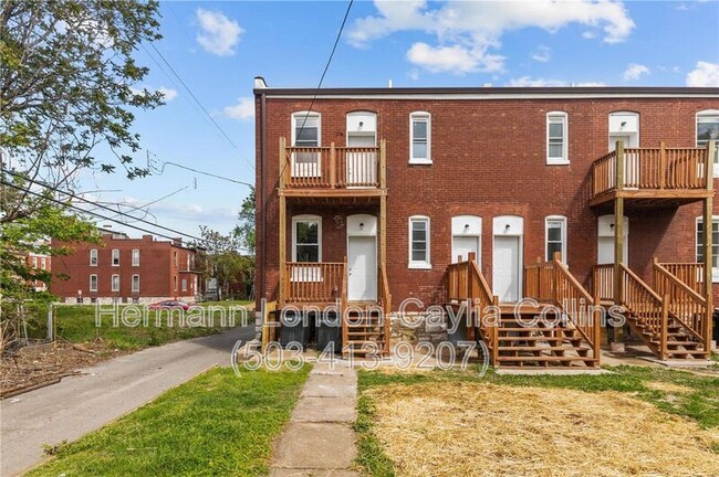 3217 Nebraska Ave