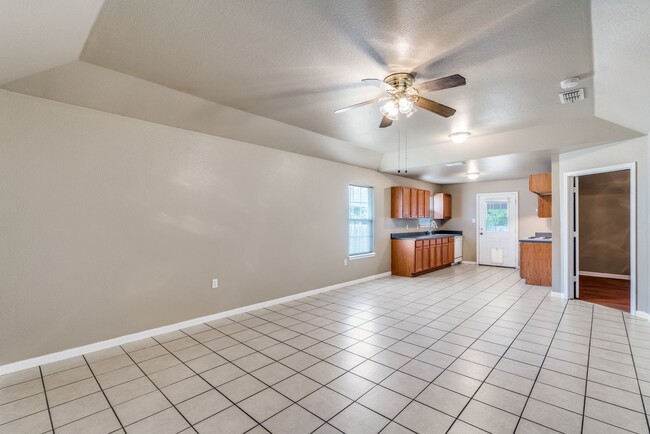New Braunfels 2/2/1 - New Braunfels 2/2/1 House