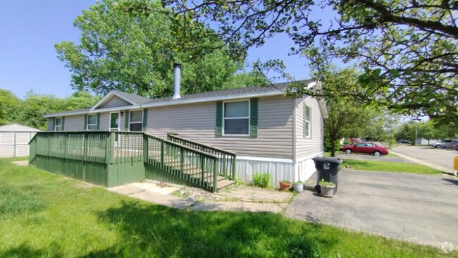 Building Photo - 2500 Mann Rd Rental