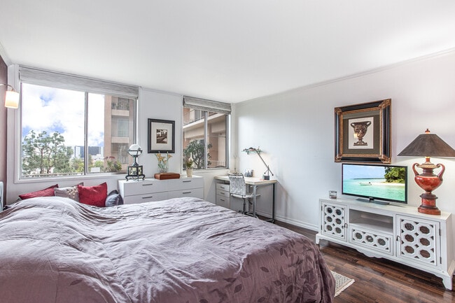 Photo - 100 S Doheny Dr Unidad 516