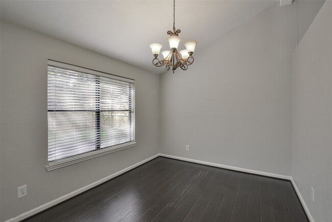 Photo - 3318 Golden Willow Dr