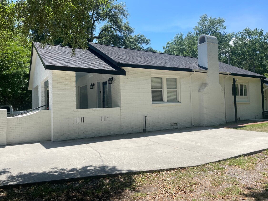 Photo - 1000 Dunbar Ave (Bay St. Louis, MS)