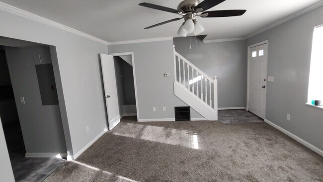 Photo - 3084 Parkside Ct