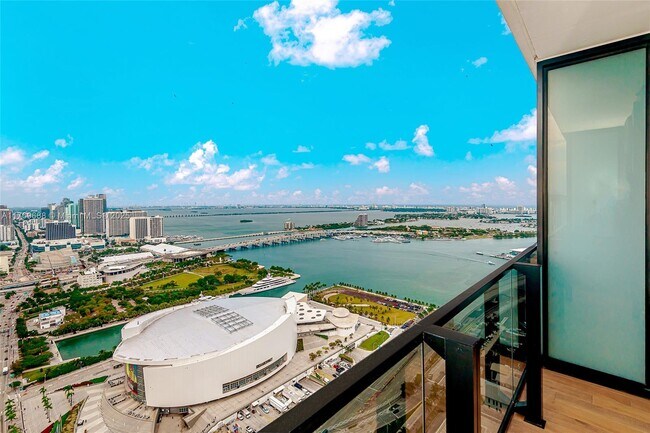 Photo - 398 NE 5th St Unit 4008