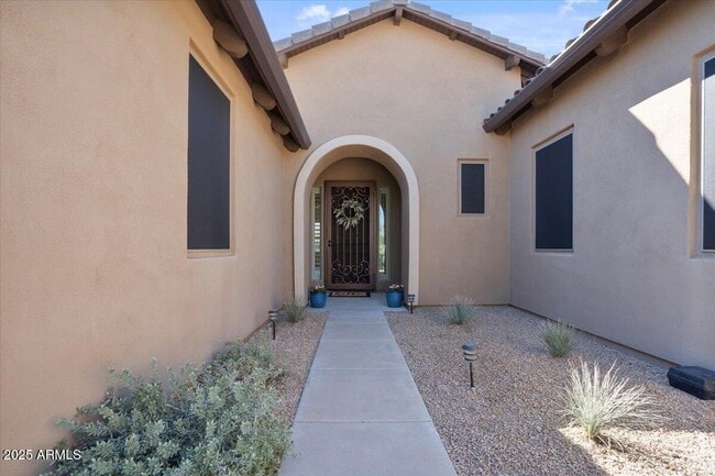 Photo - 2025 W Calle Del Sol