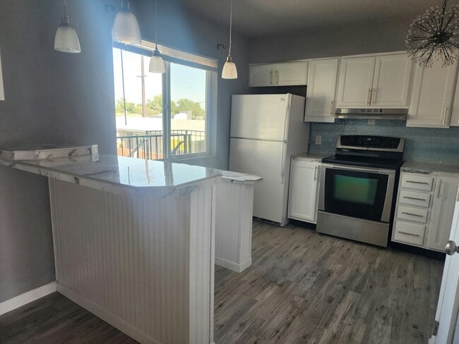 317 S Stapley Dr Unit 202