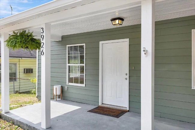 Photo - 3926 Arkwright St