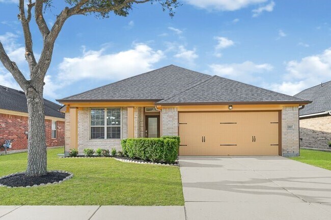 Photo - 1907 Caldbeck Ln