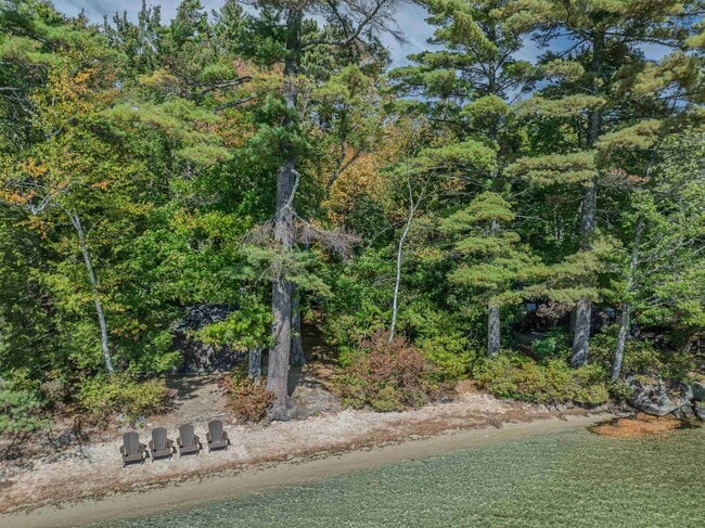 156 Mooney Point Rd