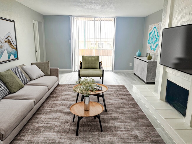 Photo - Cliffside at Mountain Park