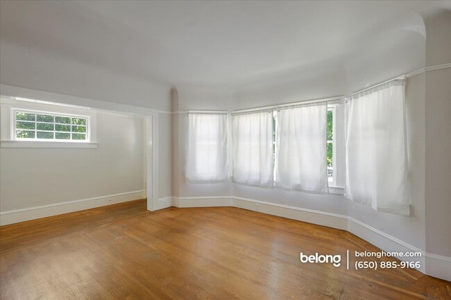 Photo - 422 Vernon St