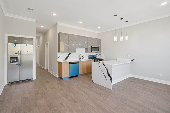 Photo - 4839 W Huron St Unidad 1