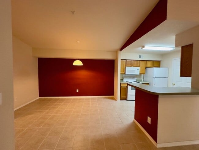 Photo - Spacious 1B/1B Unfurnished Condo near Beach in the Heart of Destin! Unit 348