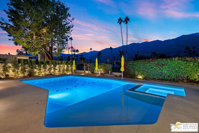 2367 S Yosemite