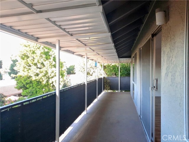 Photo - 2117 Via Puerta Unidad Q