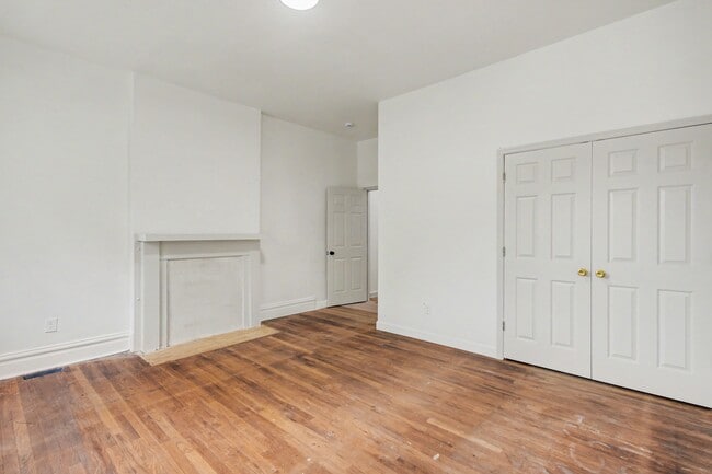 Photo - 4416 S Grand Blvd