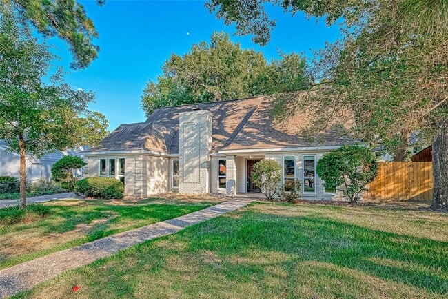 3615 Highfalls Dr
