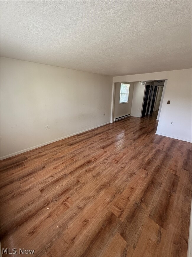 Photo - 193 Rose Ave Unidad A