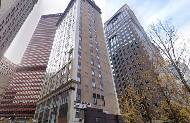 Photo - 643 Liberty Ave