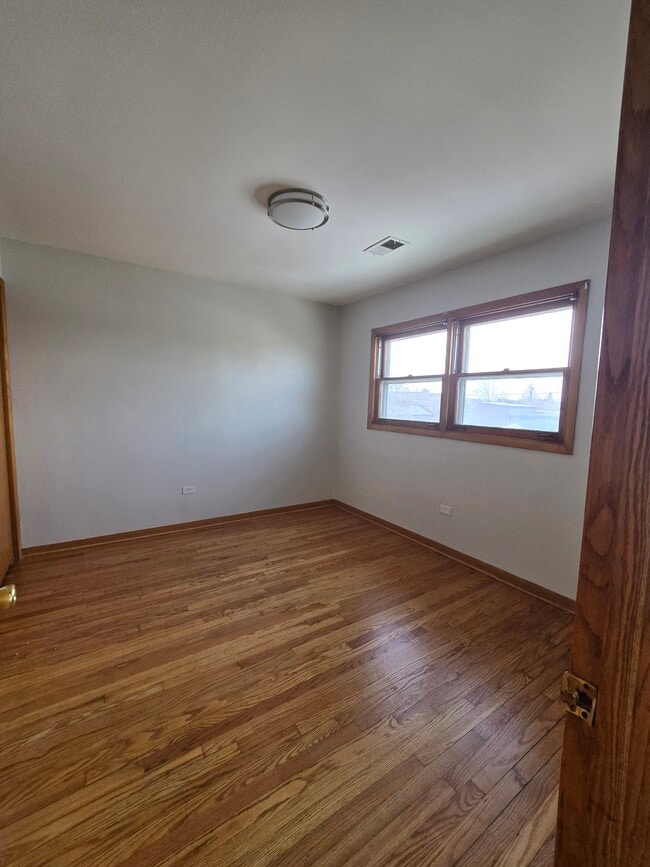 Photo - 6042 S Kolmar Ave Unit 2