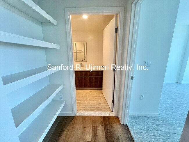 Photo - lion1515 Unit 1